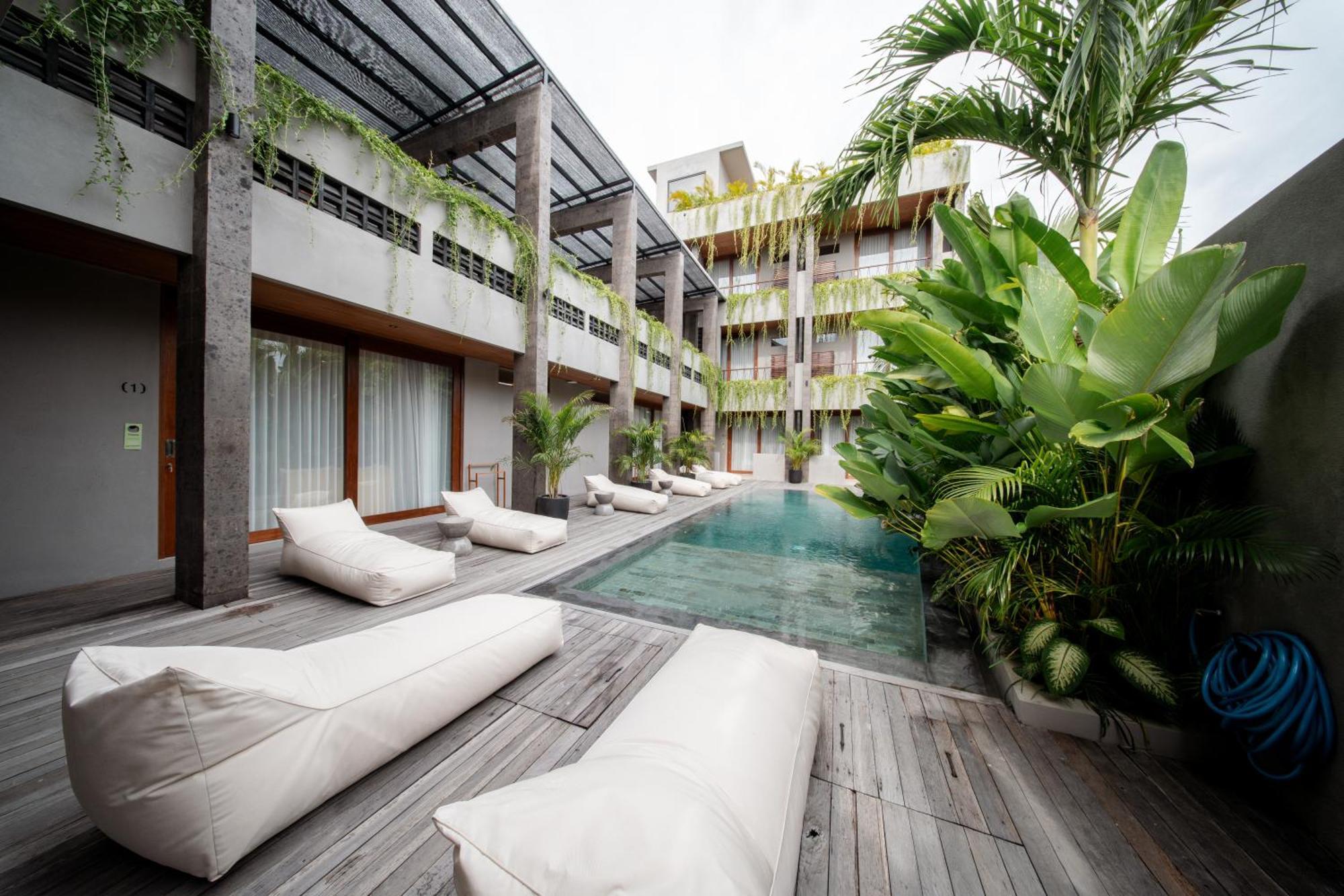 Thehub Pererenan Coworking, Pool And Rooftop ชังกู ภายนอก รูปภาพ