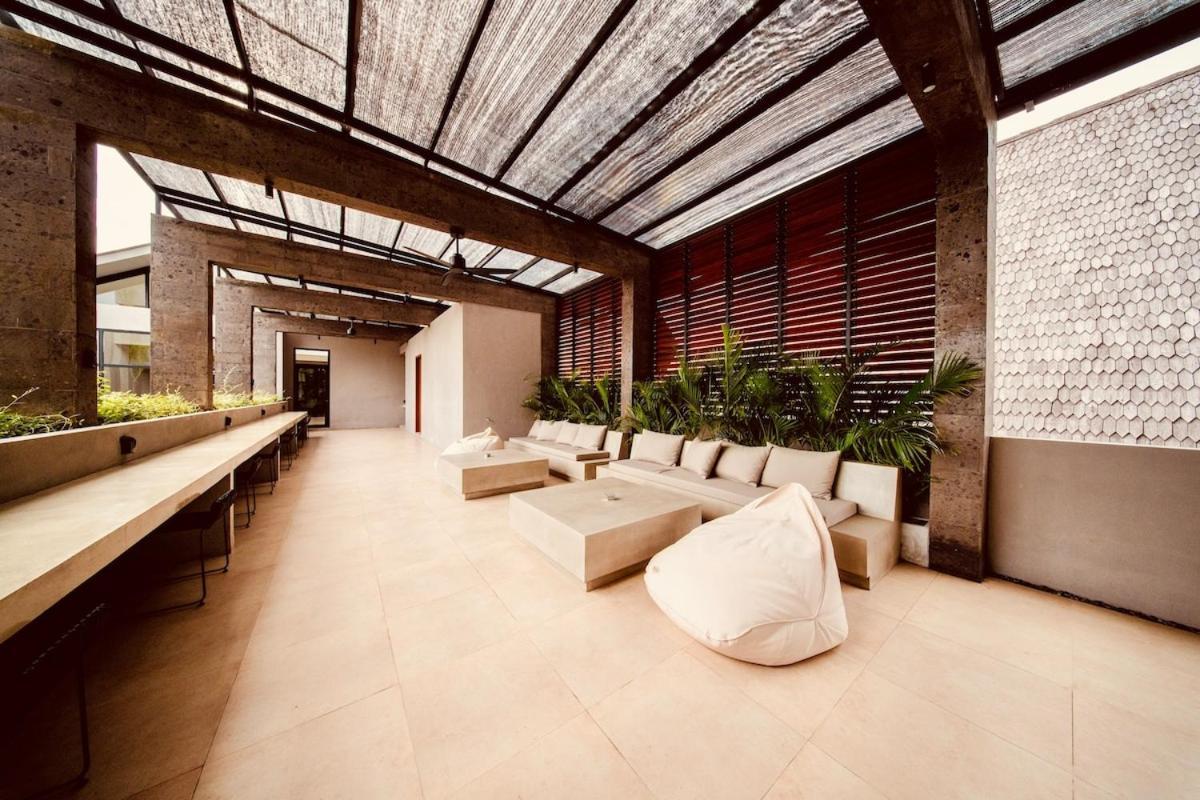 Thehub Pererenan Coworking, Pool And Rooftop ชังกู ภายนอก รูปภาพ